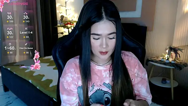 Snapshot of simplykhate chatting on 02-19-26, 03:24 simplykhate online show from 02-19-26, 03:24