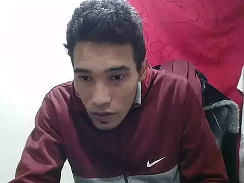 Snapshot of Calientes96 chatting on 02-20-26, 05:26 Calientes96 online show from 02-20-26, 05:26