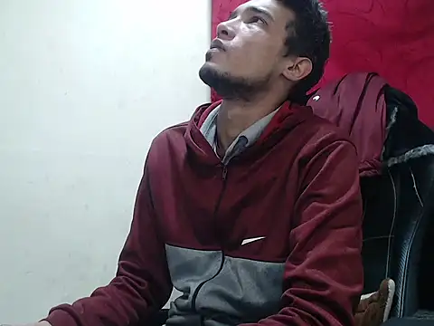 Snapshot of Calientes96 chatting on 02-20-26, 06:26 Calientes96 online show from 02-20-26, 06:26