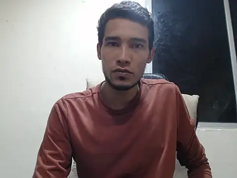 Snapshot of Calientes96 chatting on 02-21-26, 05:52 Calientes96 online show from 02-21-26, 05:52