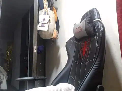 Snapshot of Calientes96 chatting on 03-01-26, 05:31 Calientes96 online show from 03-01-26, 05:31