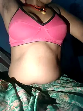 Snapshot of Queen_chayna chatting on 01-19-26, 04:22 Queen chayna online show from 01-19-26, 04:22