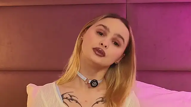 KittyOdley online show from 01-06-26, 07:12