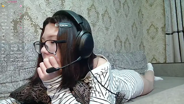 AprilOnilll online show from 04-24-26, 05:15