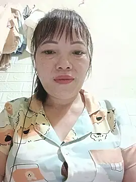 Snapshot of Sana-vn chatting on 06-30-26, 05:03 Sana-vn online show from 06-30-26, 05:03
