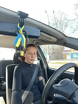 Lily Viola online show from 03-27-26, 06:19