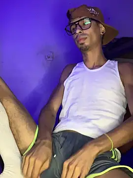 alexx 23cm online show from 04-15-26, 12:50