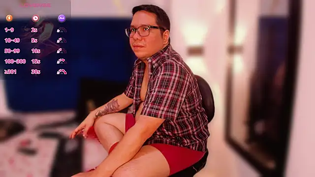 Snapshot of chubby16cm chatting on 01-09-26, 01:30 chubby16cm online show from 01-09-26, 01:30