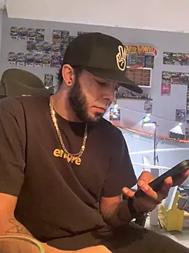 PRBoricua787 online show from 07-01-26, 04:14