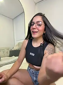 EVA WILD1 online show from 03-06-26, 02:08