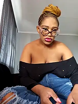 Snapshot of Sultrydiva1 chatting on 01-16-26, 11:03 Sultrydiva1 online show from 01-16-26, 11:03