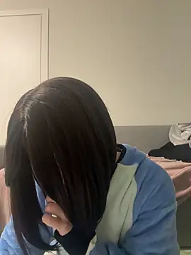 Snapshot of Lily_Lii chatting on 01-15-26, 01:48 Lily Lii online show from 01-15-26, 01:48