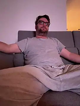 Snapshot of Dominic2295 chatting on 02-21-26, 04:46 Dominic2295 online show from 02-21-26, 04:46