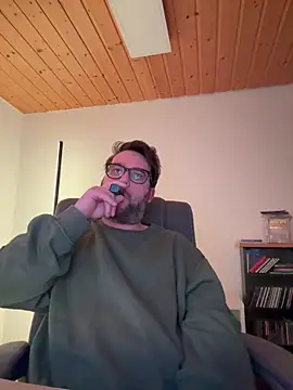 Snapshot of Dominic2295 chatting on 02-22-26, 07:40 Dominic2295 online show from 02-22-26, 07:40