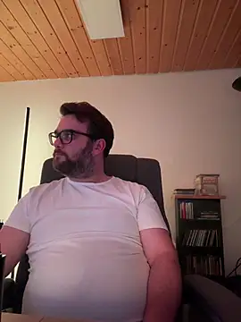 Snapshot of Dominic2295 chatting on 03-02-26, 04:36 Dominic2295 online show from 03-02-26, 04:36