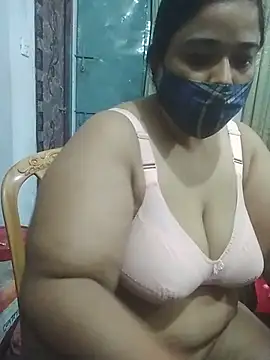 momo loves online show from 04-16-26, 09:39