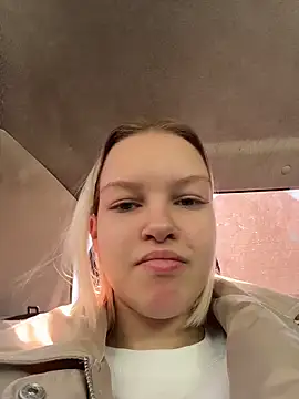 AshleyMur online show from 05-31-26, 06:21