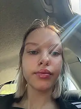 AshleyMur online show from 06-03-26, 07:11