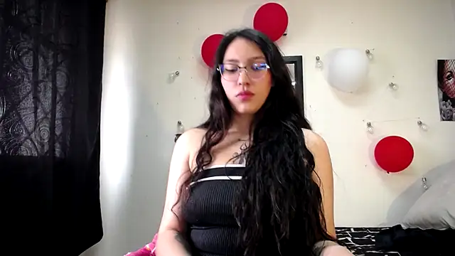 abril onnel online show from 02-28-25, 08:28