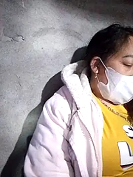 Snapshot of zinza-00 chatting on 01-10-26, 12:29 zinza-00 online show from 01-10-26, 12:29