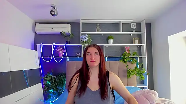 StephieRousee online show from 03-16-26, 06:28