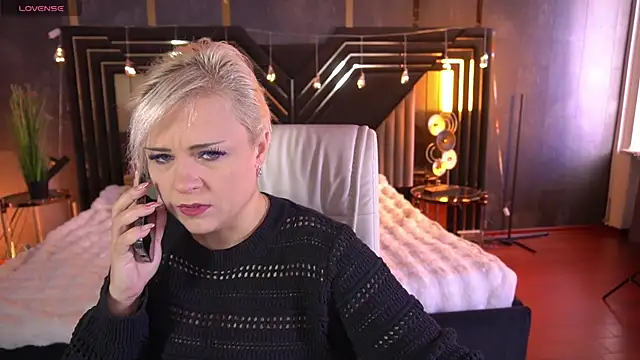 CrystalVibe online show from 03-08-26, 06:17