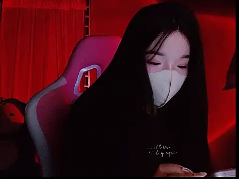 Snapshot of -Tamy- chatting on 01-12-26, 02:22 -Tamy- online show from 01-12-26, 02:22