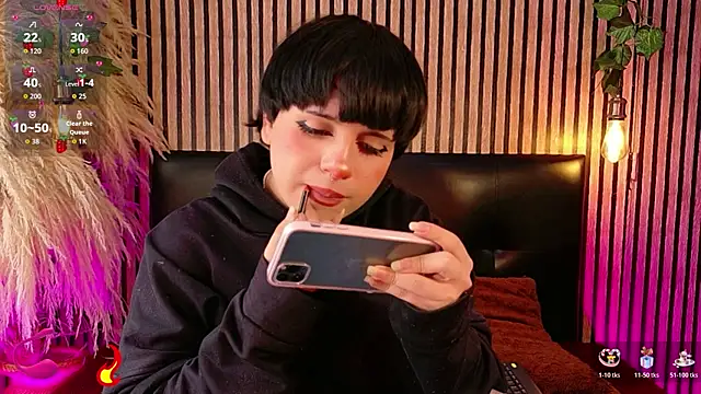 Hiddenhotcake online show from 04-22-26, 07:37