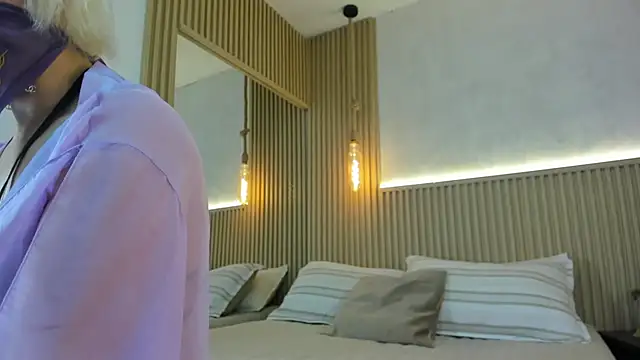 Mar-Tafur online show from 01-07-26, 01:35