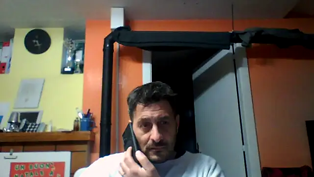 Snapshot of colosone chatting on 01-06-26, 09:39 colosone online show from 01-06-26, 09:39