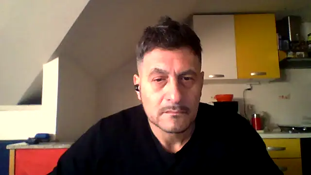 Snapshot of colosone chatting on 01-13-26, 07:46 colosone online show from 01-13-26, 07:46