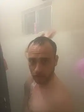 Snapshot of Eduardo280519 chatting on 01-12-26, 03:56 Eduardo280519 online show from 01-12-26, 03:56