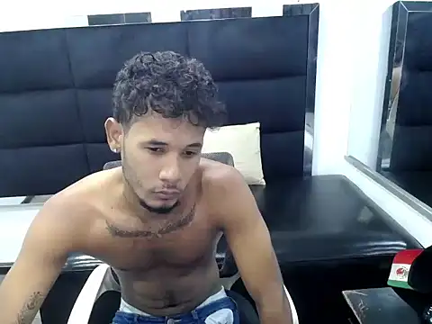 Athleticluck1 online show from 01-10-26, 07:37