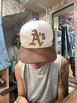 Snapshot of _Cristian chatting on 01-09-26, 08:32 Cristian online show from 01-09-26, 08:32