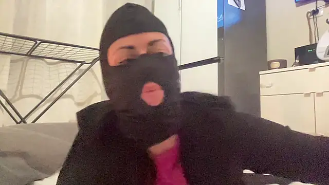 Cagnolinagolosa online show from 01-12-26, 09:53