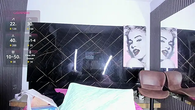 Skarleth queen online show from 02-08-26, 03:54