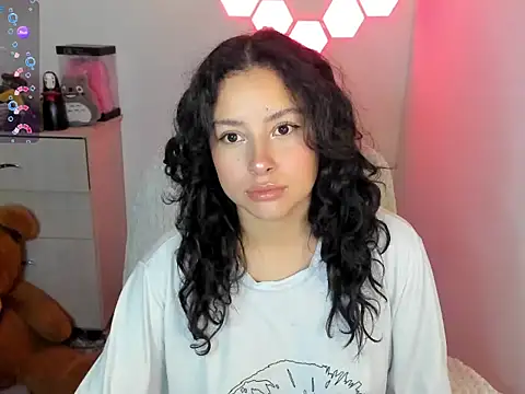 emillyaqua online show from 02-05-26, 10:58