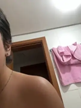 martinakawj online show from 01-10-26, 03:52