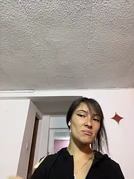 Snapshot of Michelle_ec chatting on 05-11-26, 03:51 Michelle ec online show from 05-11-26, 03:51