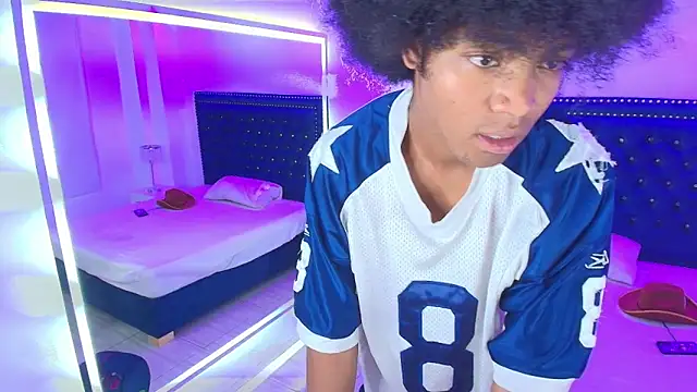 Cristal and luke online show from 04-02-26, 03:26