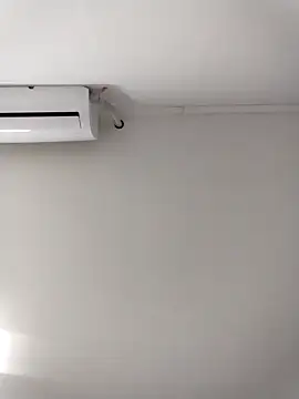 RAFAELQUINTEROSCAVALHEI online show from 04-17-26, 06:11