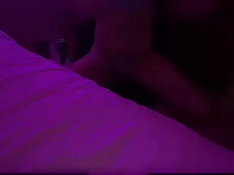 Snapshot of WarmSound chatting on 01-07-26, 08:06 WarmSound online show from 01-07-26, 08:06