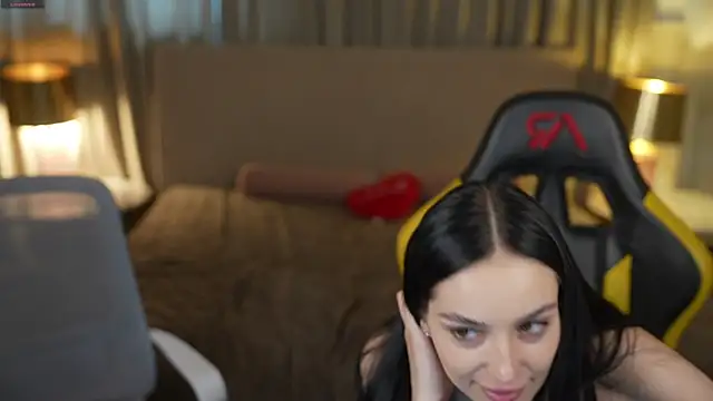 Mila Rose054 online show from 06-01-26, 10:28