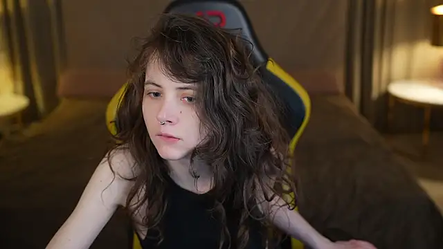 Orly flame online show from 04-06-26, 06:42