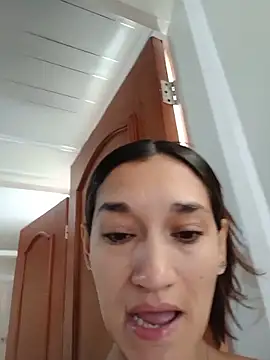 Snapshot of EcoDePiel chatting on 06-17-26, 02:40 EcoDePiel online show from 06-17-26, 02:40