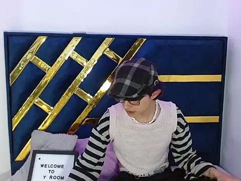 Angel adrien online show from 01-07-26, 01:46