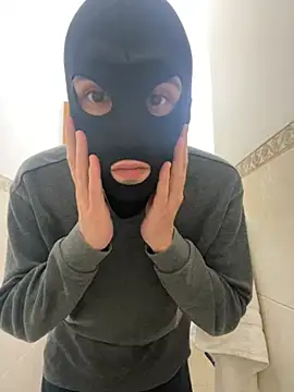 Snapshot of petiteyanel chatting on 03-04-26, 12:38 petiteyanel online show from 03-04-26, 12:38