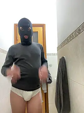 Snapshot of petiteyanel chatting on 03-13-26, 11:00 petiteyanel online show from 03-13-26, 11:00