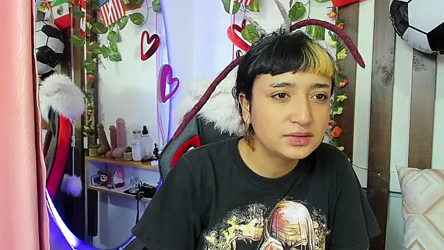 MeowMota  online show from 07-12-26, 04:53