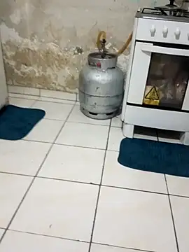 Snapshot of -----xerecard---- chatting on 01-08-26, 10:56 -----xerecard---- online show from 01-08-26, 10:56